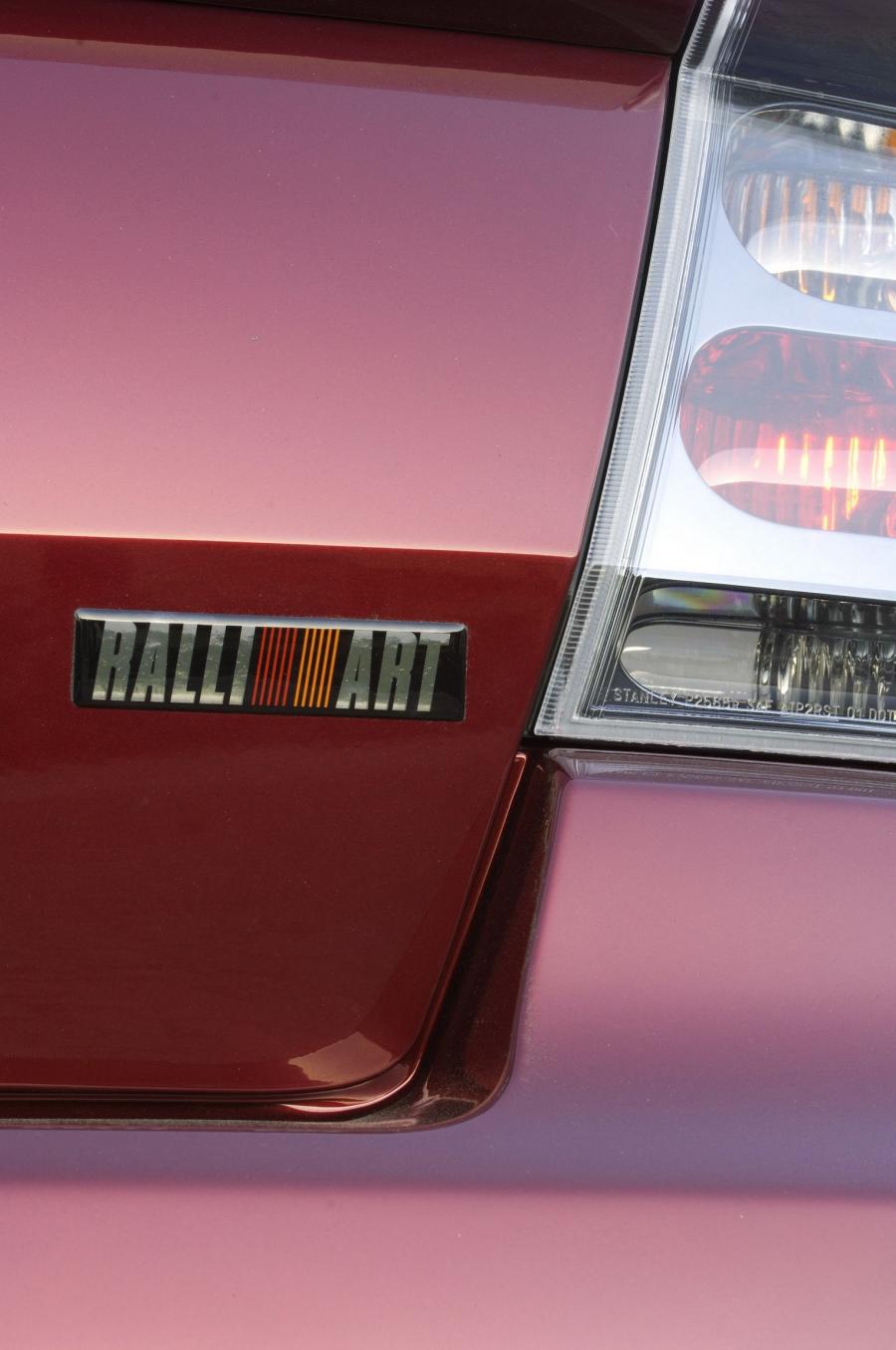 Mitsubishi Galant 2009 года  (фото 84 из 98)